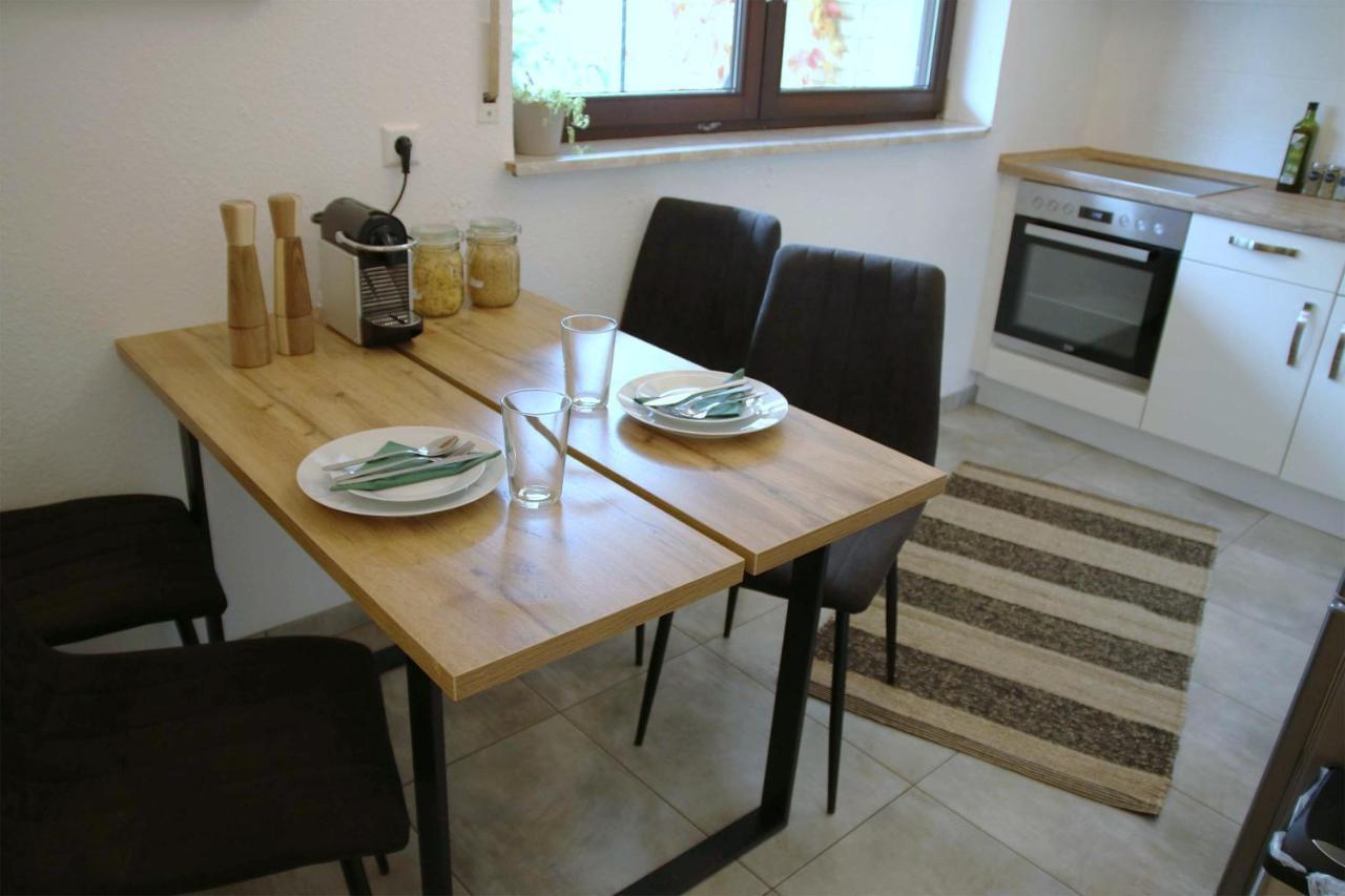 Studio-Apartment Mit Garten, Parkplatz & Kueche オフェンブルク エクステリア 写真
